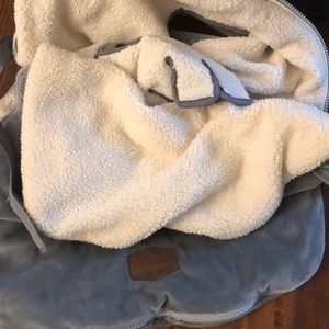 JJ COLE infant car seat insert